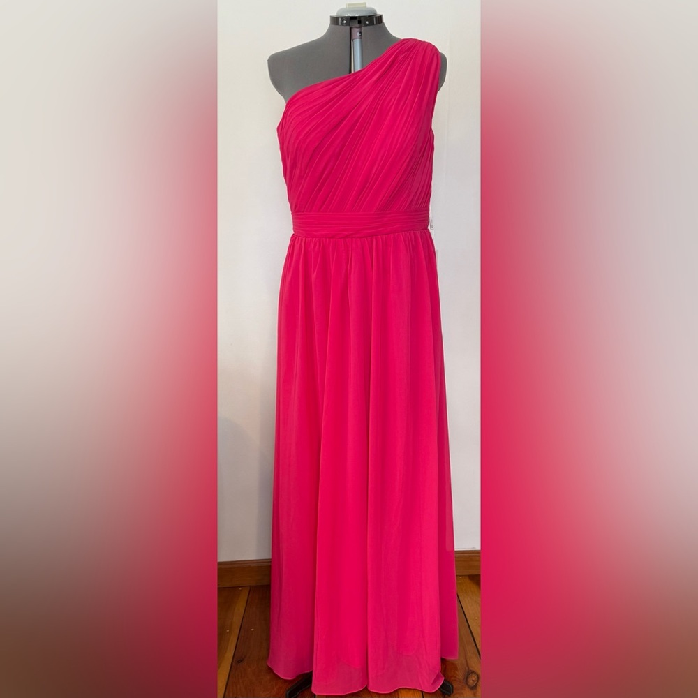 Hello Gorgeous! Hot Pink one shoulder maxi dress, size 22.